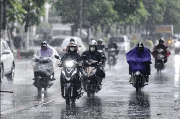 Thời tiết ngày 23/7: Miền Bắc mưa dông diện rộng, Trung Bộ còn nắng nóng