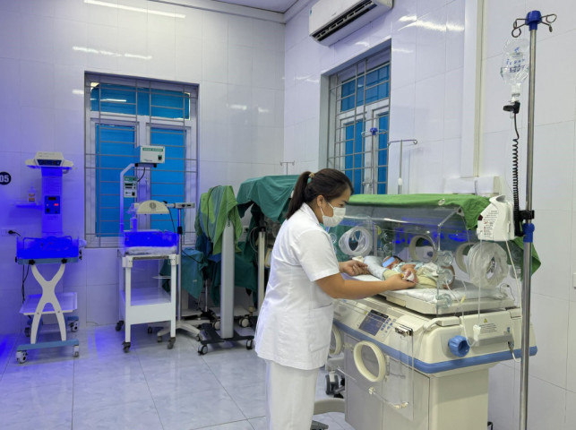 Tuyên Quang: Điều trị thành công cho 2 trẻ sinh non mắc suy hô hấp sơ sinh