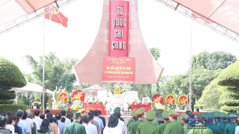 Quảng Ngãi:  Trang trọng tổ chức Lễ viếng, truy điệu và an táng 4 hài cốt liệt sĩ
